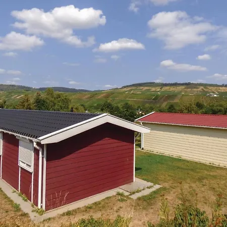 2 Bedroom Gorgeous In An Der Mosel 度假居 Riol