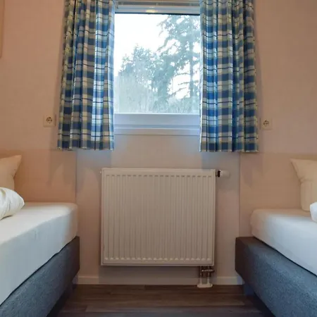2 Bedroom Gorgeous In An Der Mosel 度假居 Riol